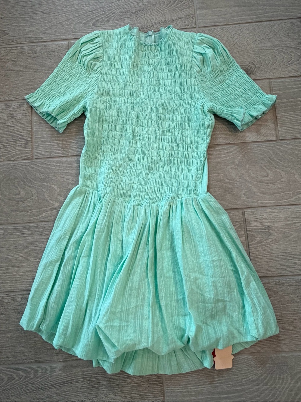 APRES STUDIO Bubble Hem Dress in Mint Size 6 NWT